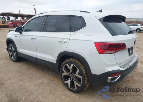 2022 Volkswagen Taos 1.5T Sel z USA, uszkodzony, nr VIN 3VV2X7B25NM074144